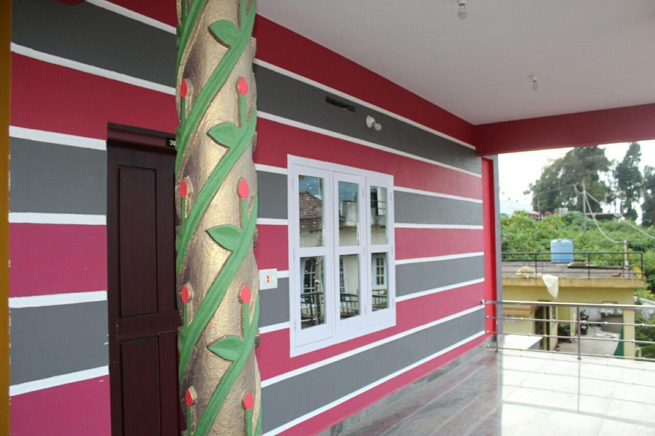 Iroomz Sri Vinayaka Comfort Virajpet Esterno foto